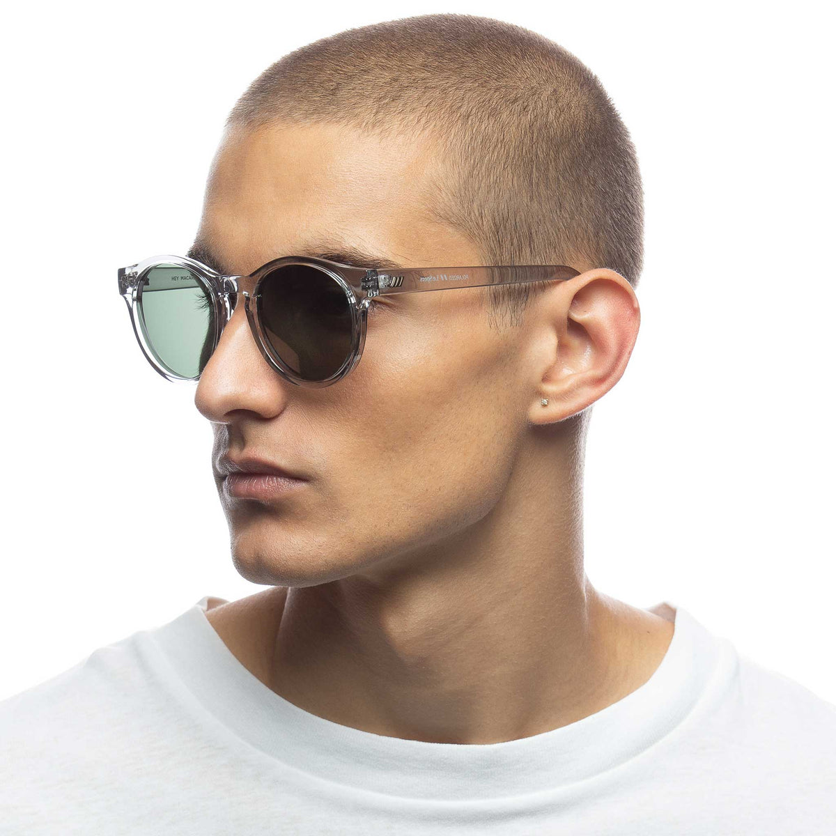 Le Specs Hey Macarena – Transparent – verres verts polarisés – portées