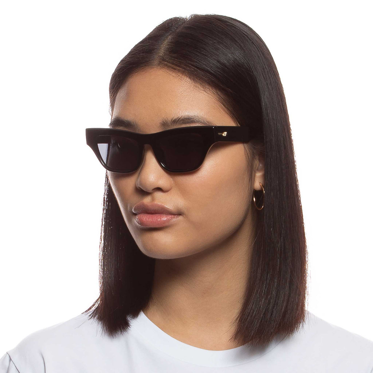 Le Specs Hankering – Noir – verres noirs – portées