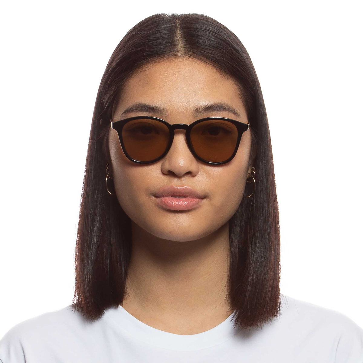 Le Specs Contraband – Noir – verres marron – portées
