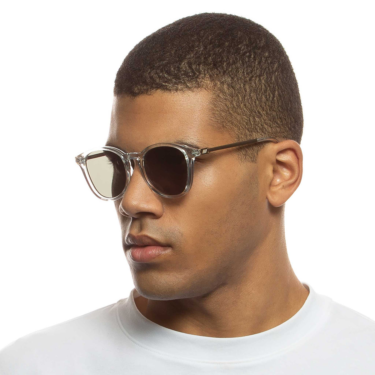 Le Specs Contraband – Transparent – verres verts – portées