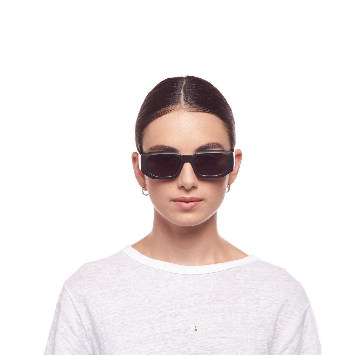 Le Specs Le Sustain Grass Half Full – Noir – verres noirs – portées