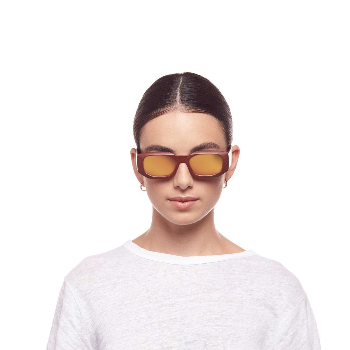 Le Specs Le Sustain Grass Half Full – Marron – verres orange miroir – portées