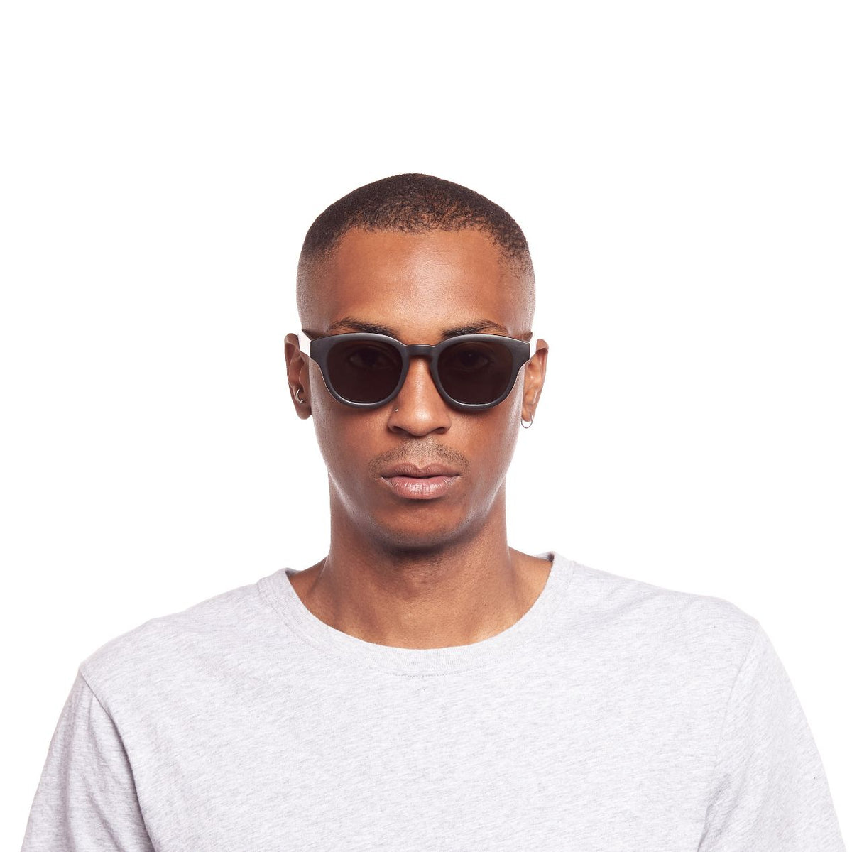 Le Specs Le Sustain Grass Band – Noir – verres verts – portées
