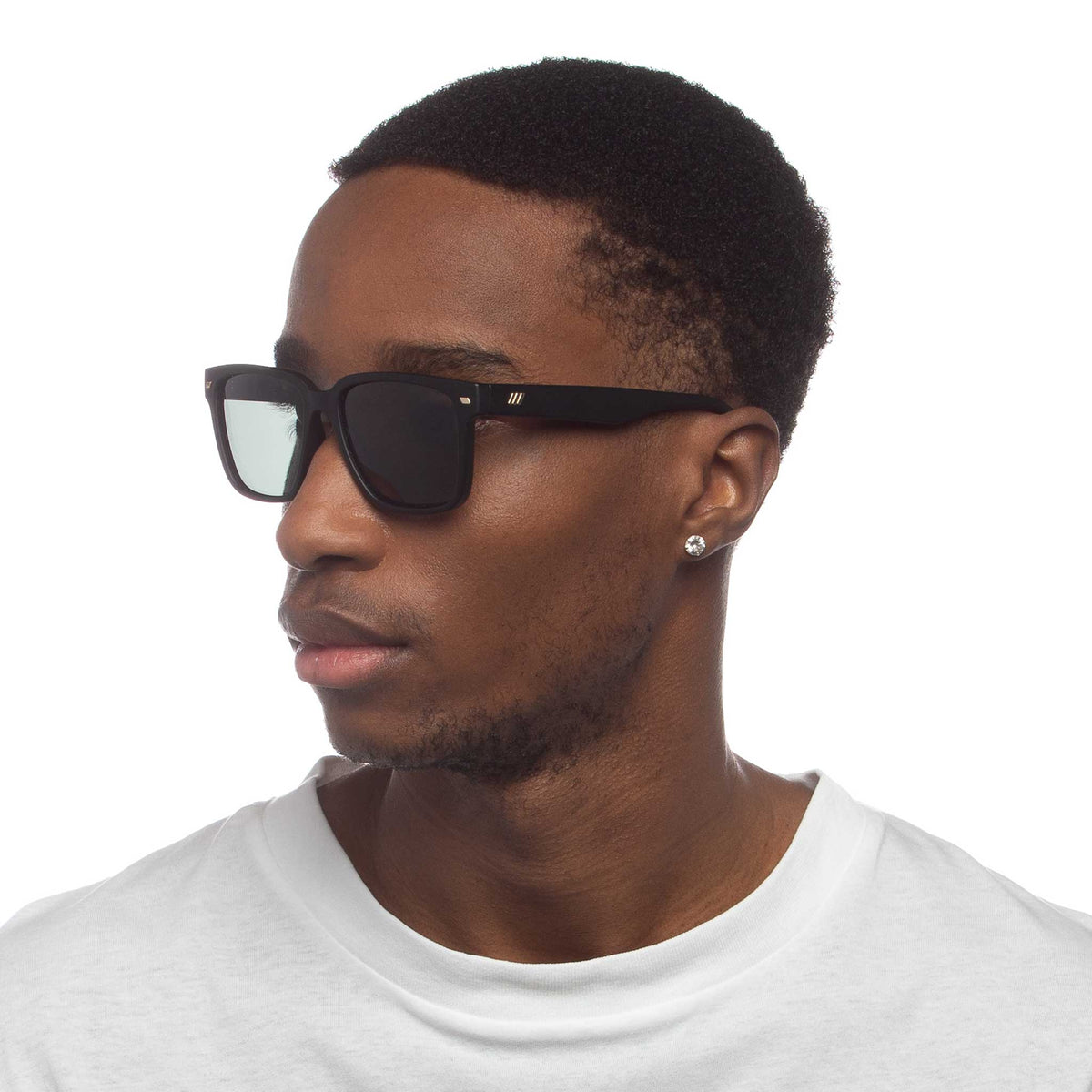 Le Specs Le Sustain Mr Bomplastic – Noir mat – verres verts polarisés – portées
