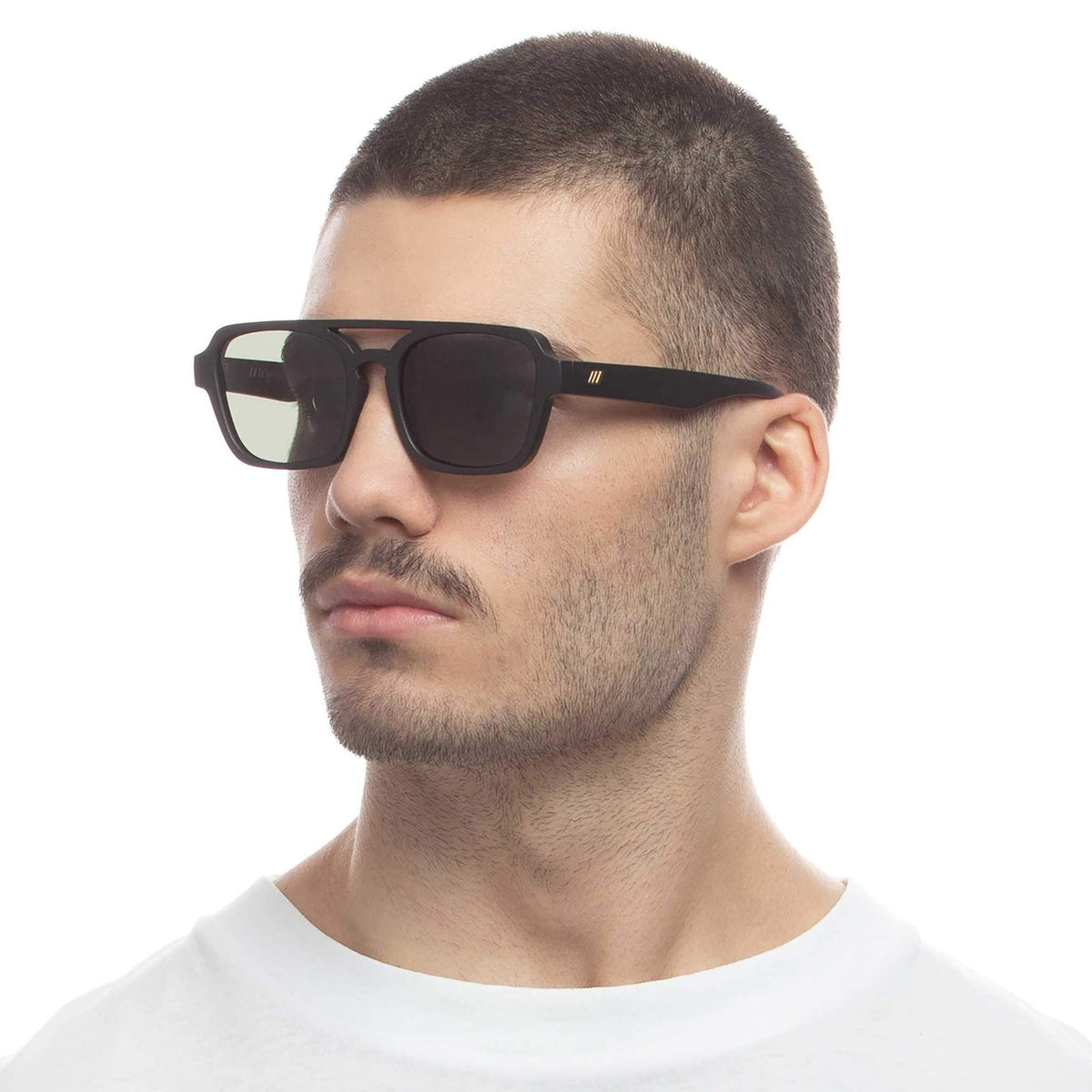 Le Specs Le Sustain Unwritten Straw – Noir – verres noirs – portées