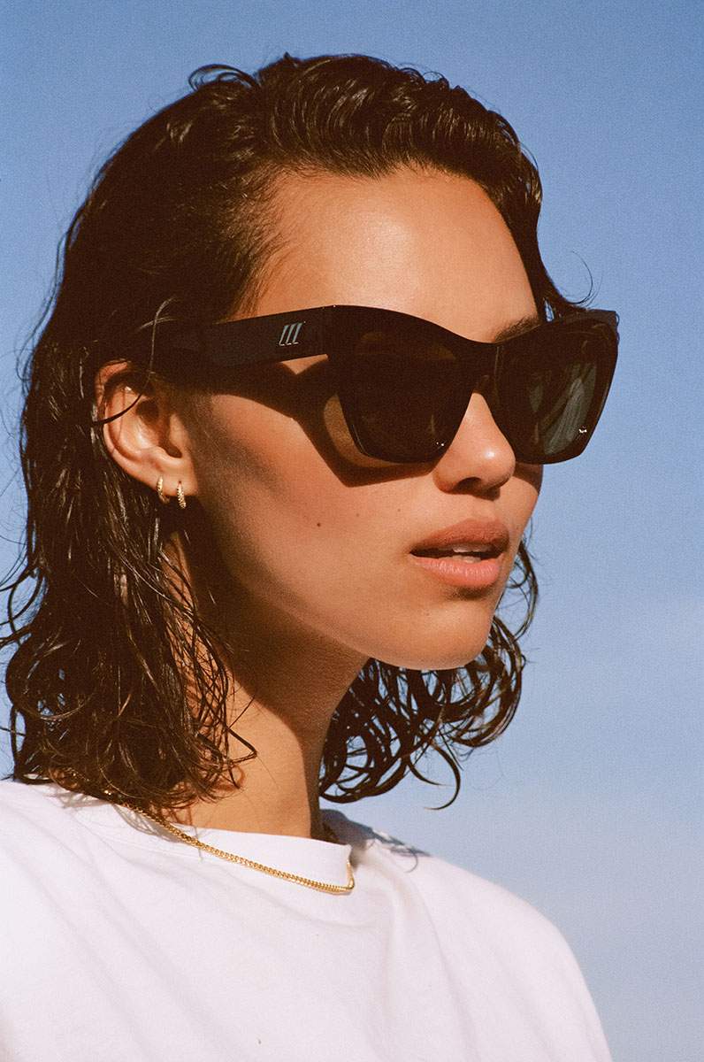 Le Specs Le Sustain So Sarplastic – Noir – verres noirs – portées