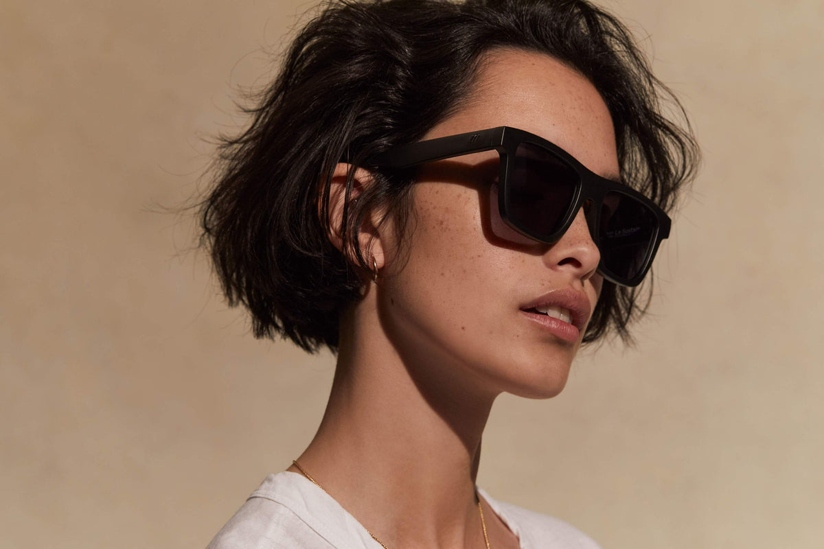 Le Specs Le Sustain Grassy Knoll – Noir – verres noirs – portées