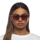 Le Specs Luxe Vega Alt Fit – Écaille – verres roses – portées