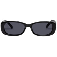 Le Specs - Unreal! Exclusive