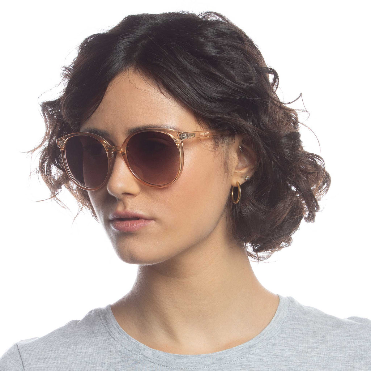 Le Specs Momala – Beige – verres marron – portées
